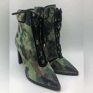 Steve Madden Illisa-R Camoflage Womens 9.5 Heels Rhinestone Booties Shoes NIB